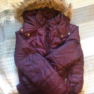 Puffer Coat| Purple| XS| Gold Accents| Zipper| Pockets| Faux Fur Hood|